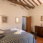 Borgo La Croce Apartment